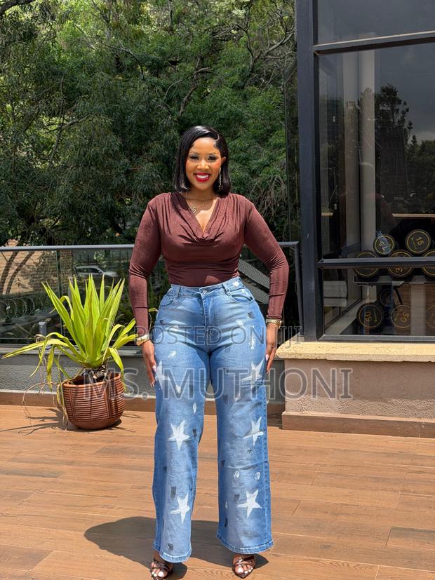 Ladies Fashionnova Trendy Star Detail Wide Leg Jeans