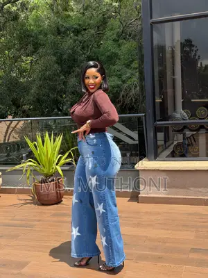 Ladies Fashionnova Trendy Star Detail Wide Leg Jeans