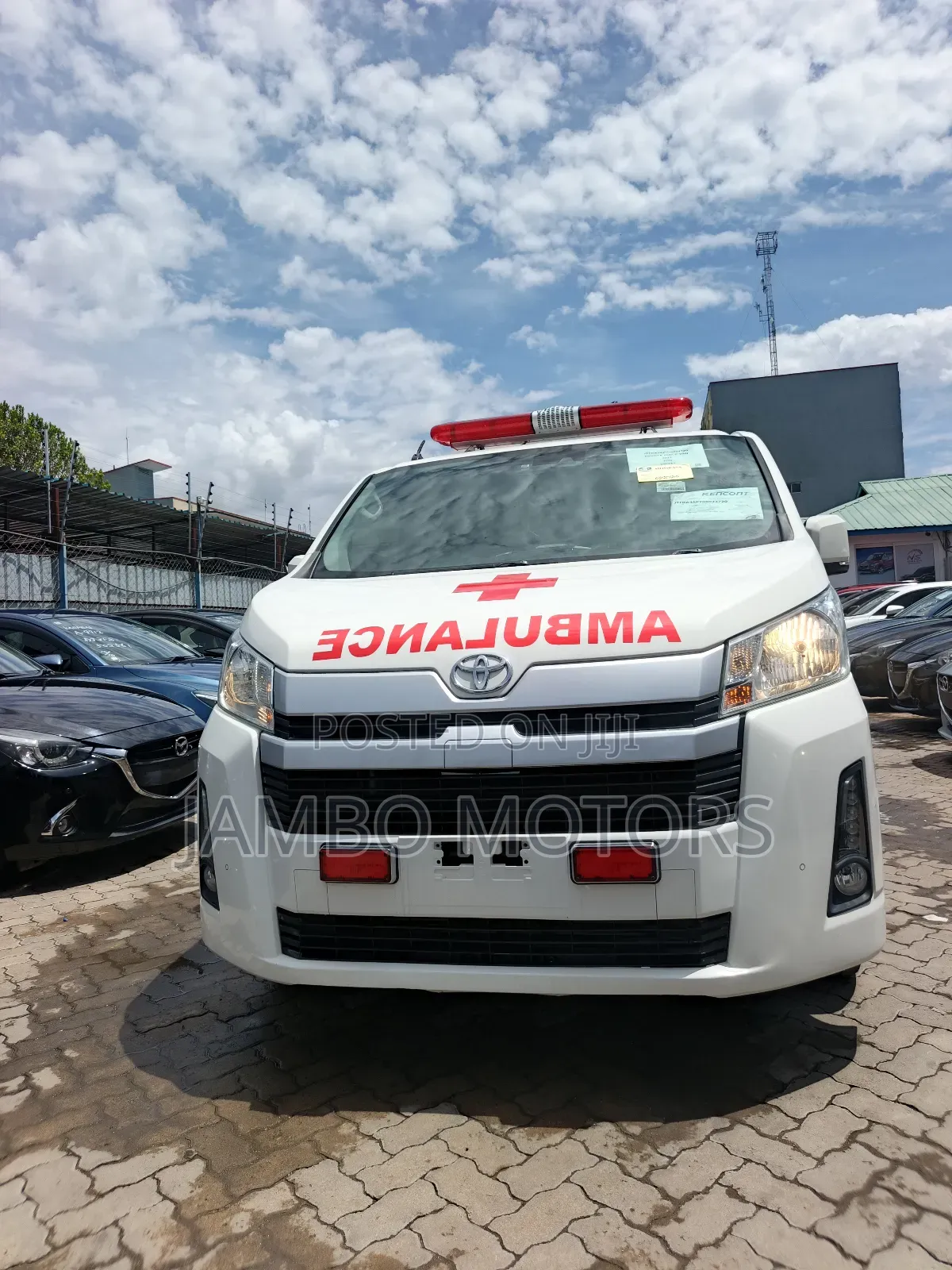 Toyota HiAce 2021 White