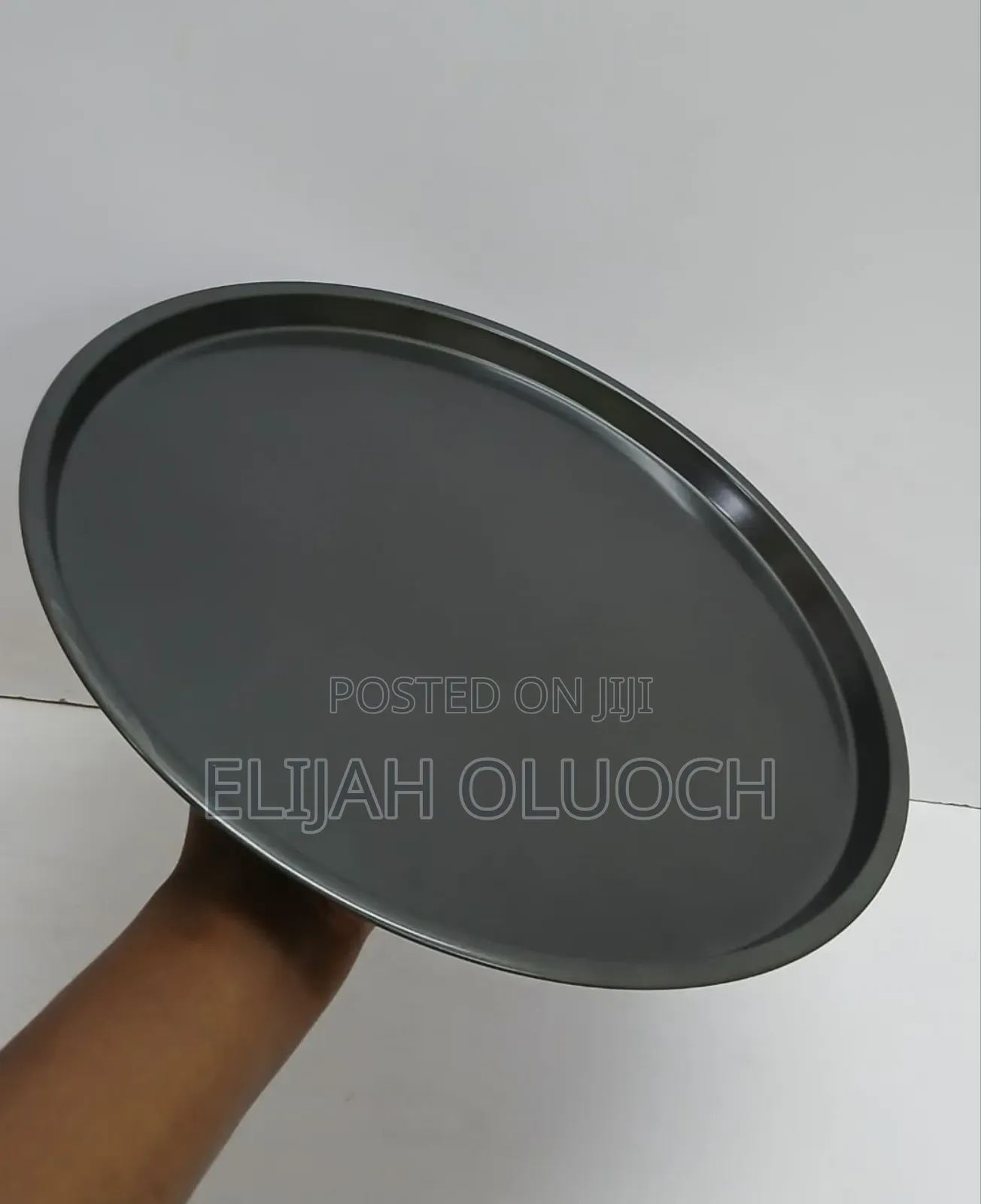 Non Stick Perforated Pizza Pan Now Available*

Colours : Black