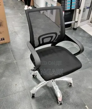Black Office Chair Without Headrest