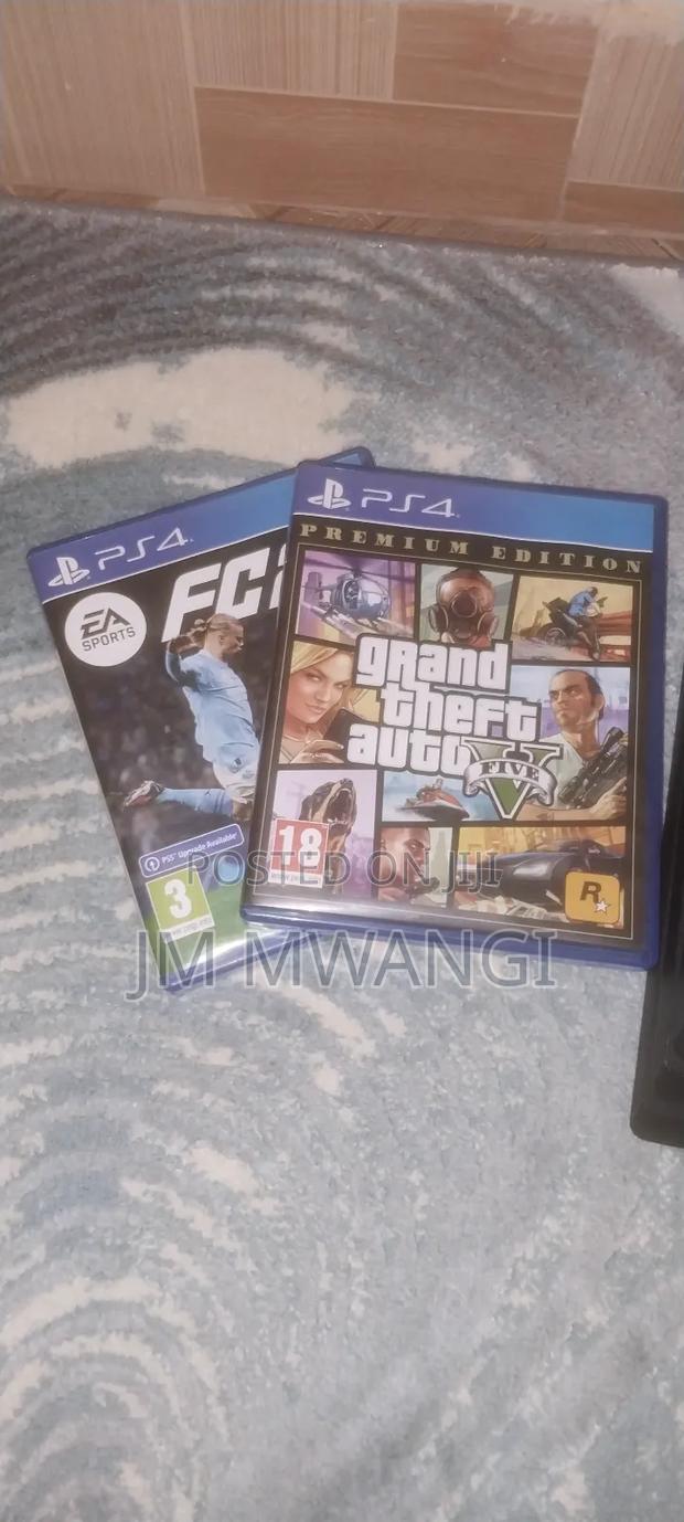 Ps4 Pro With 2games - thumbnail 2