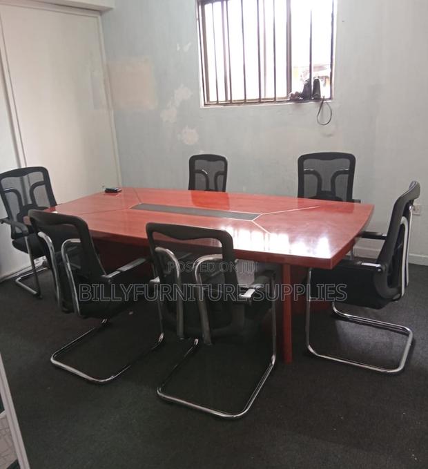 Executive Boardroom Table for 6–8 People