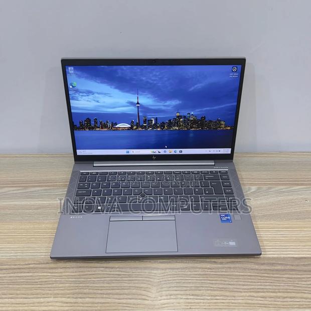 Laptop HP ZBook Firefly G8 16GB Intel Core i7 SSD 256GB