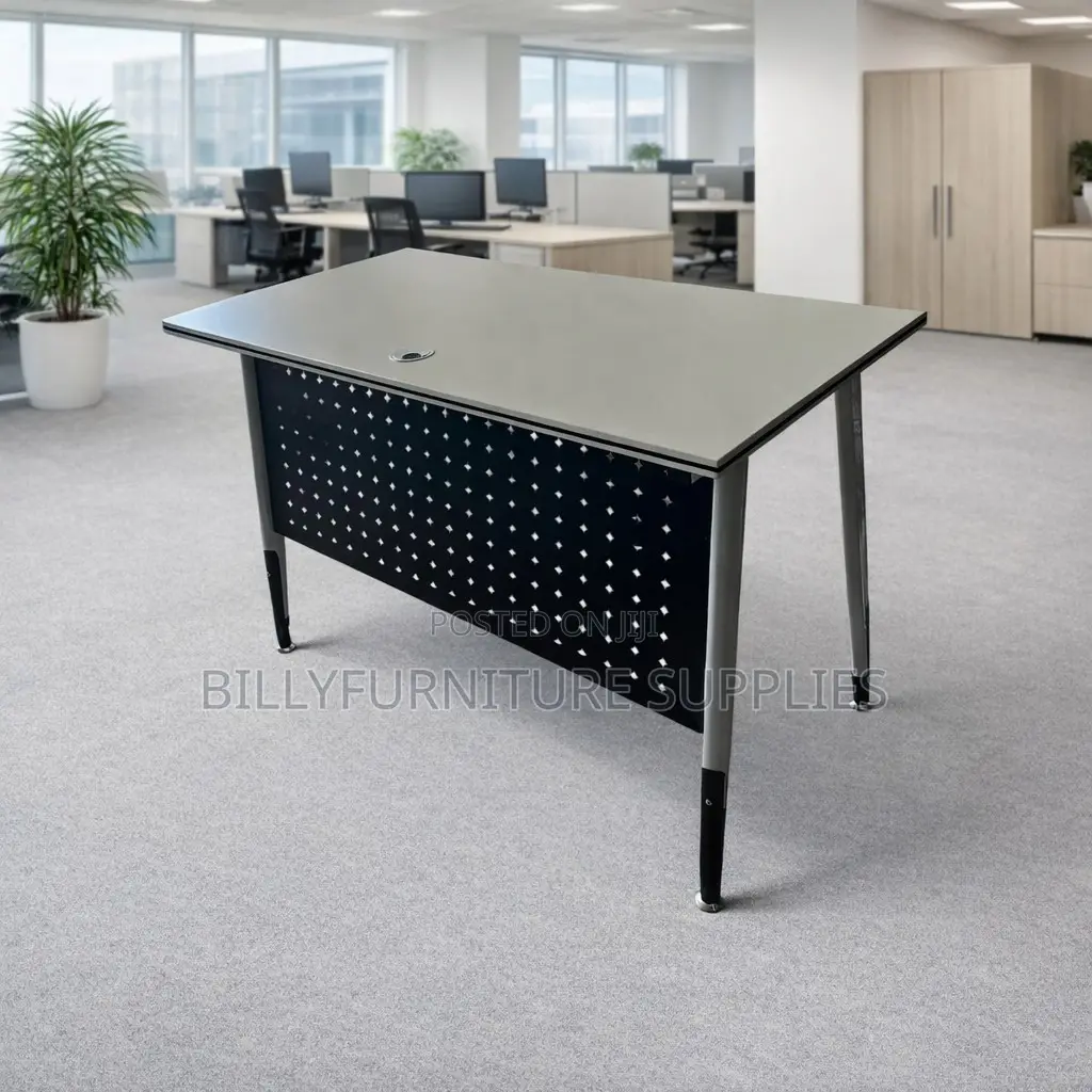 Urbanmetal Workstation