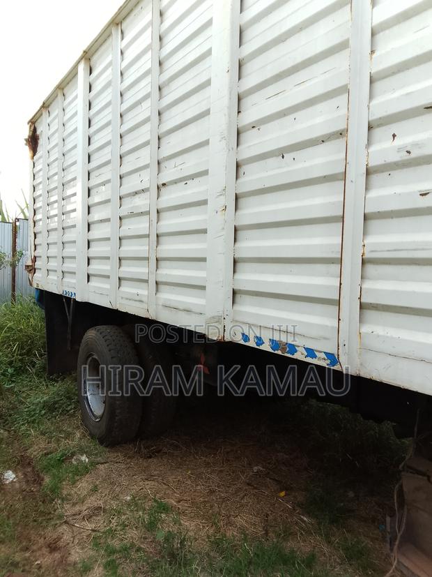 Mitsubishi Fuso - thumbnail 5