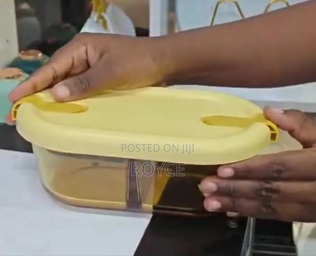 High Borosilicate Double Partitioned Lunch Box - thumbnail 2