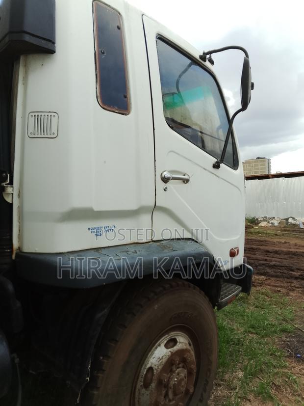 Mitsubishi Fuso - thumbnail 6