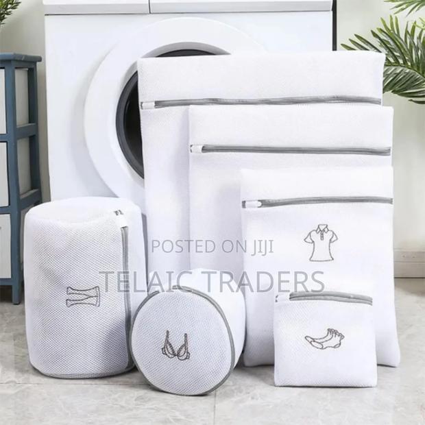 6pcs Honeycomb Meshed Laundry Bag.
