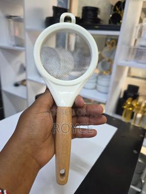 Wooden Handle Stainless Mesh Sieve - thumbnail 2