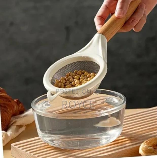 Wooden Handle Stainless Mesh Sieve - thumbnail 3