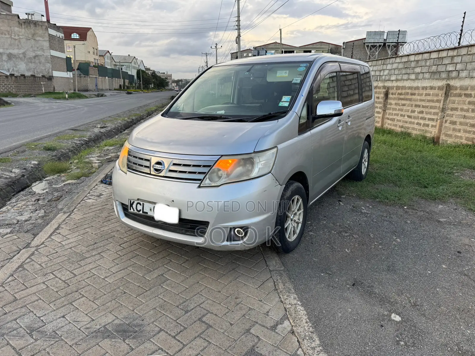 Nissan Serena 2009 Gray