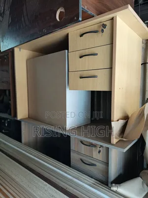Quality 1.2meters Office Desks
