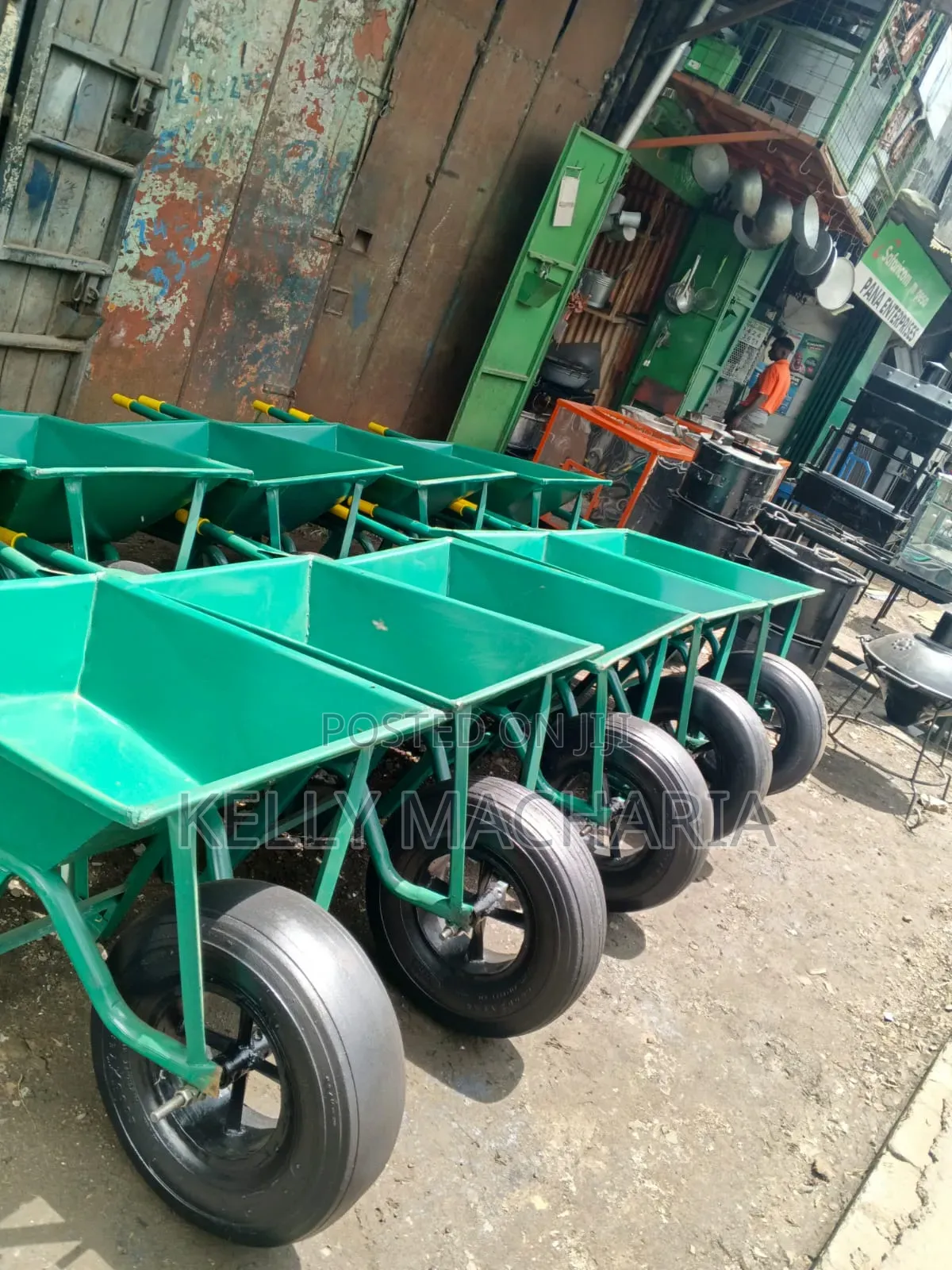 Heavy Duty Construction Wheels Barrows