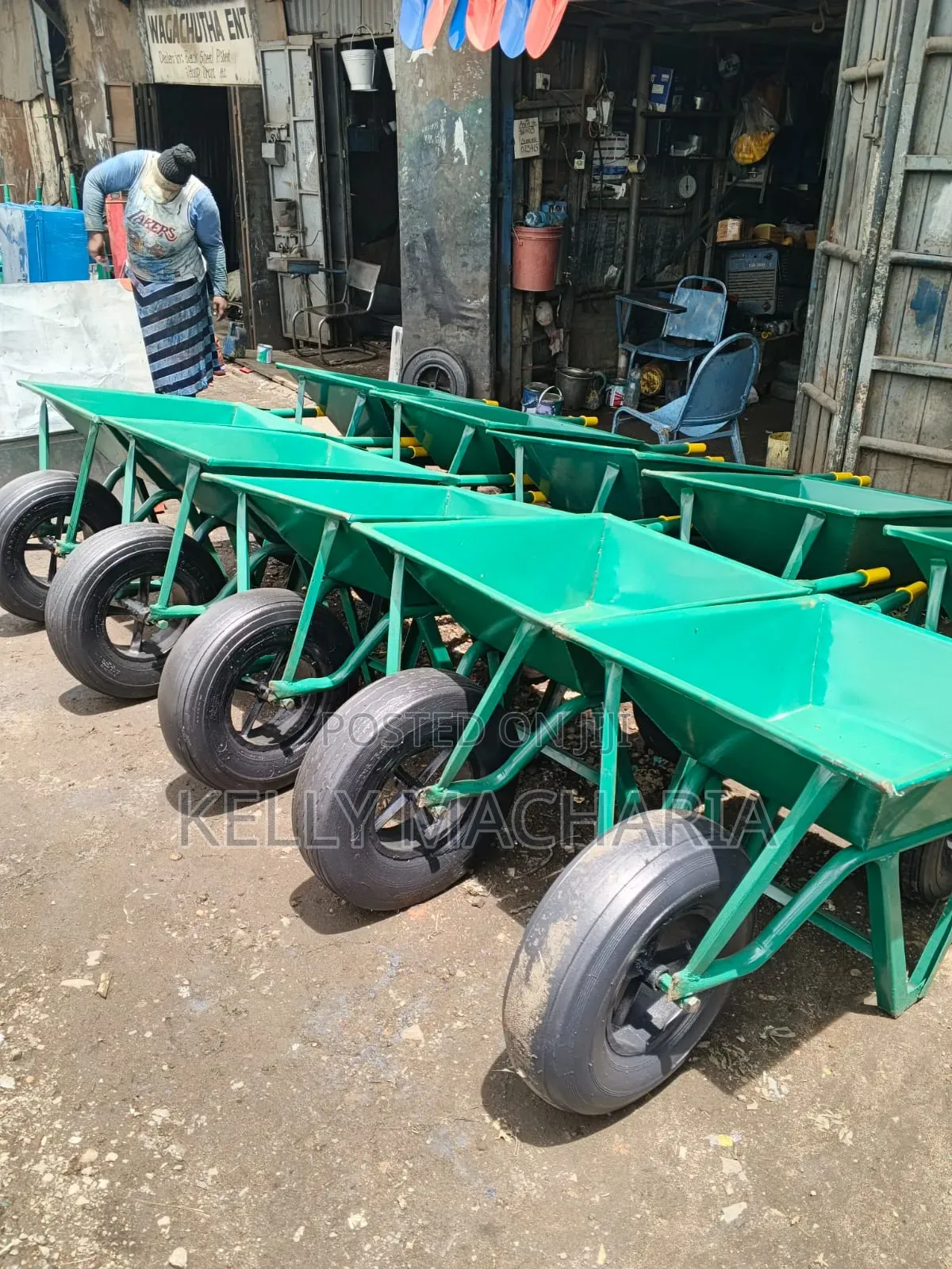 Heavy Duty Construction Wheels Barrows