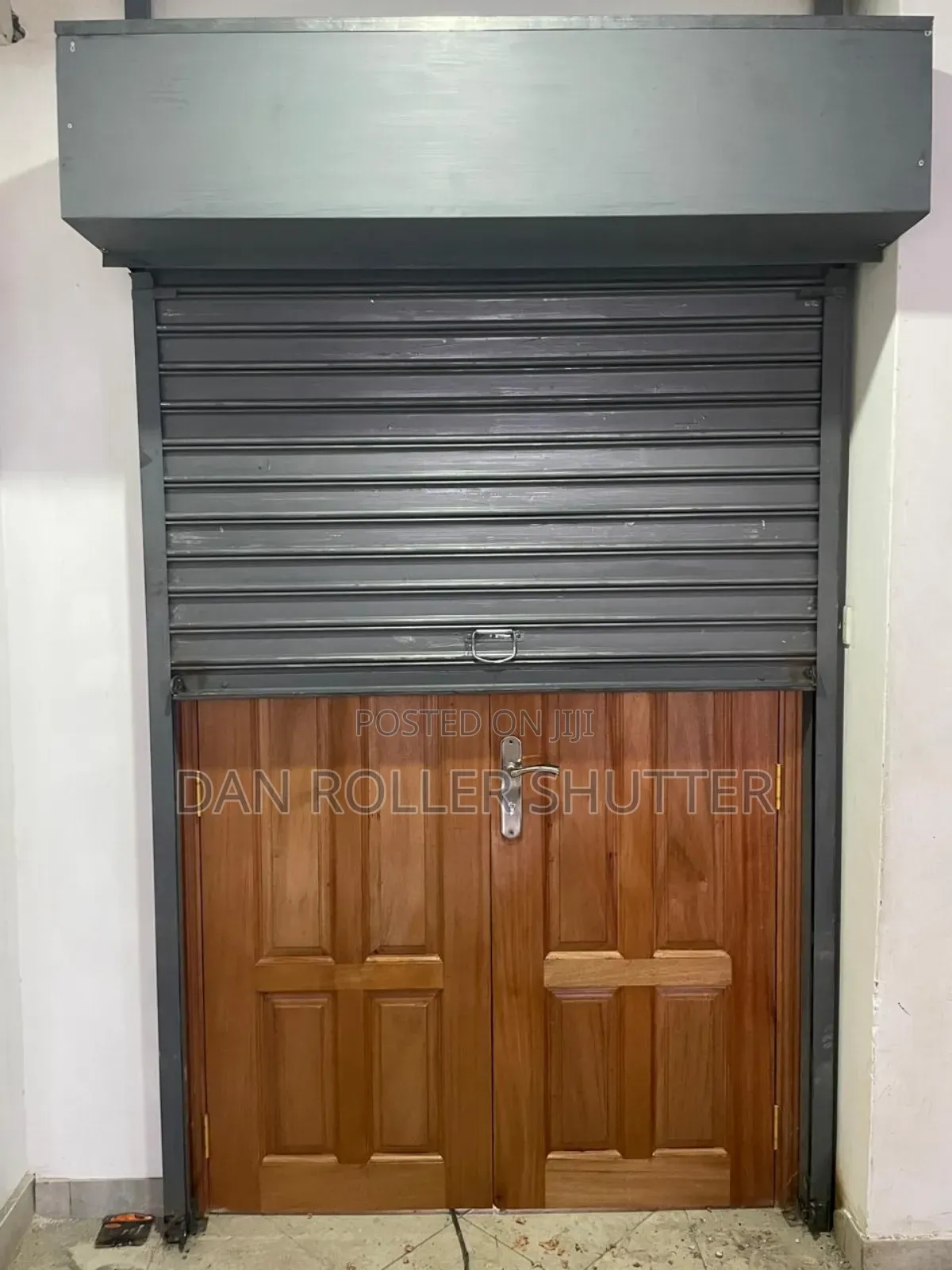 Heavy-Duty Manual Roller Shutter