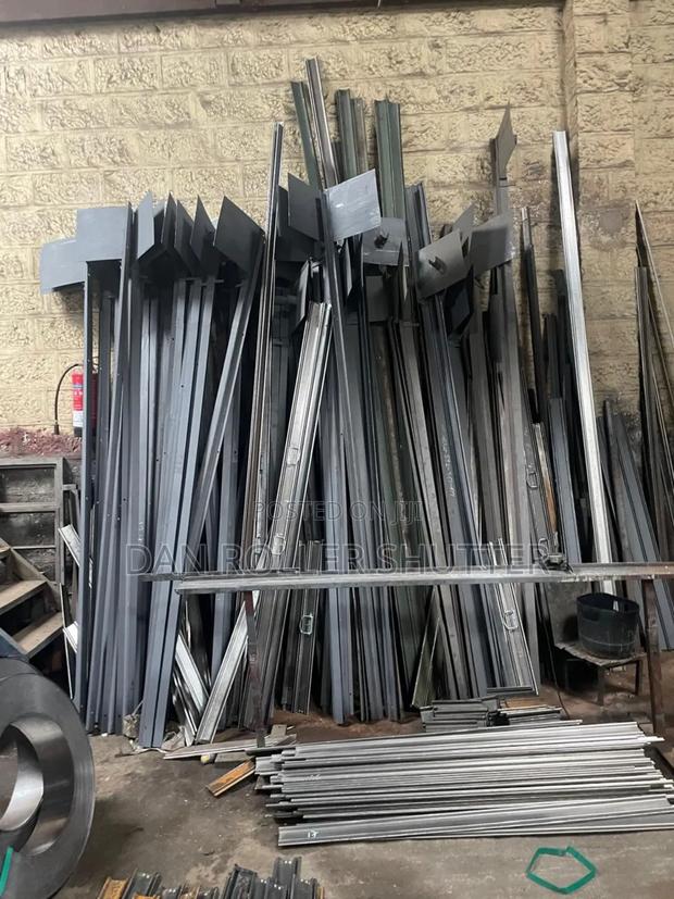 Galvanized Manual Roller Shutter - thumbnail 2