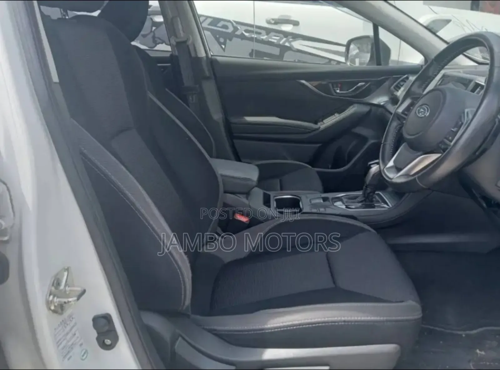 Subaru Impreza 2.0i Premium AWD Hatchback 2019 White