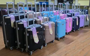 Versatile Travel Set: 3‐In‐1 Fibre Suitcase