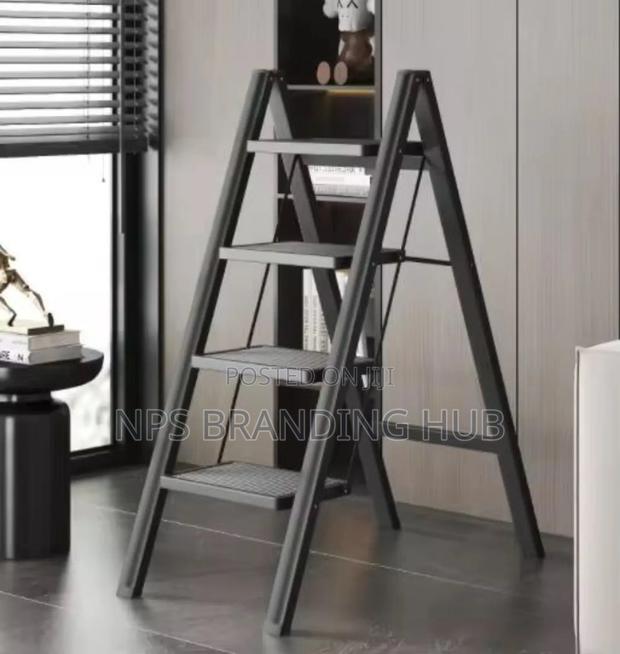 4 Step Folding Ladder Cn - thumbnail 2