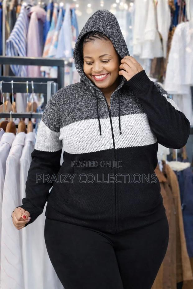 Hooded Sweaters – Cozy Stylish  - thumbnail 5