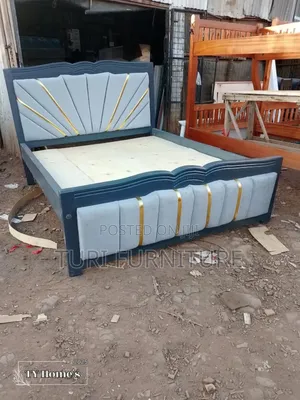 Bed Chesterfield 5by6