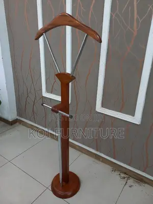 Coat Hanger : Stylish Mahogany Brown Office Coat Hanger,