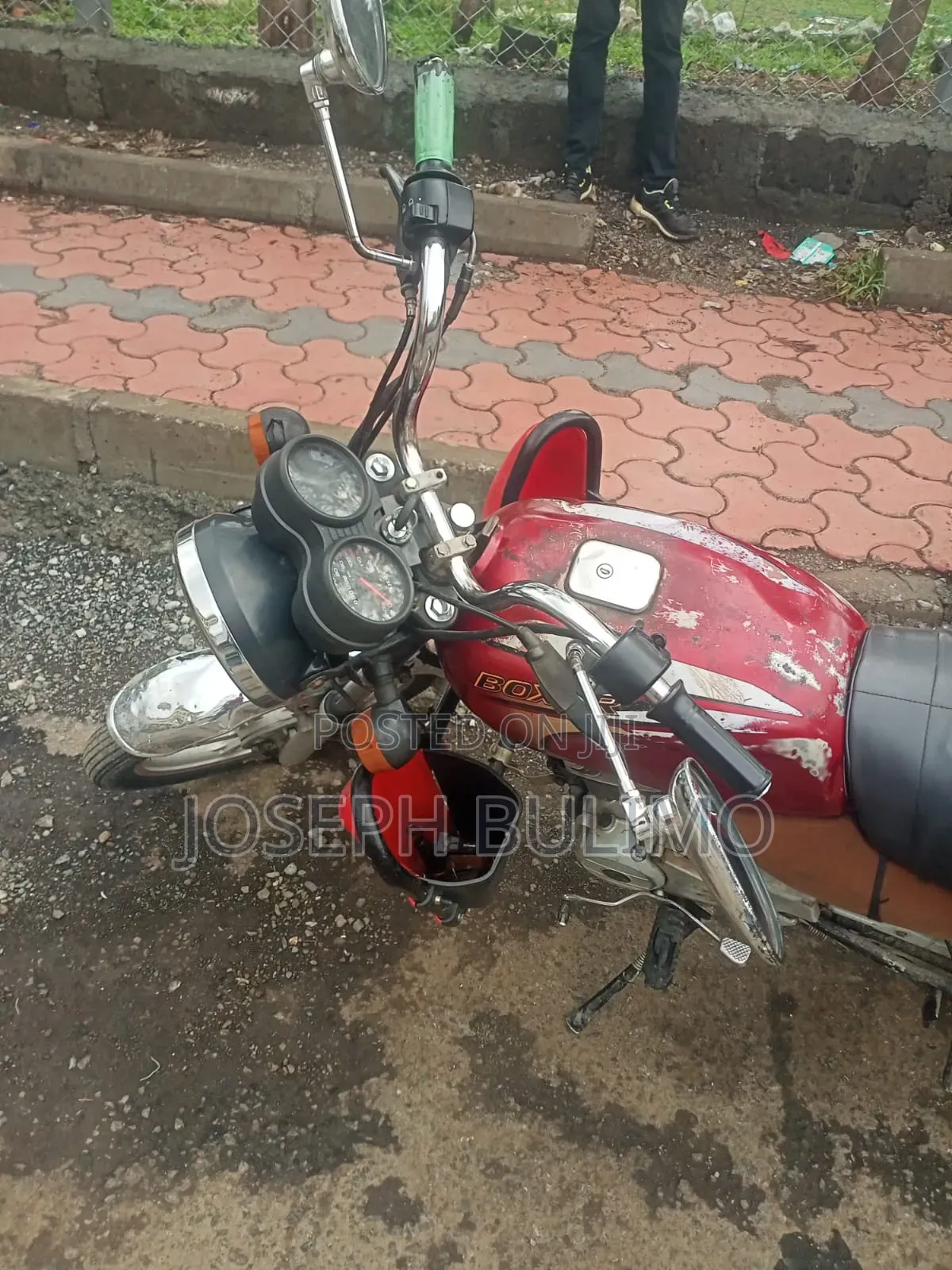 Bajaj Boxer 100 2018 Red