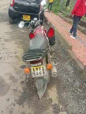 Bajaj Boxer 100 2018 Red