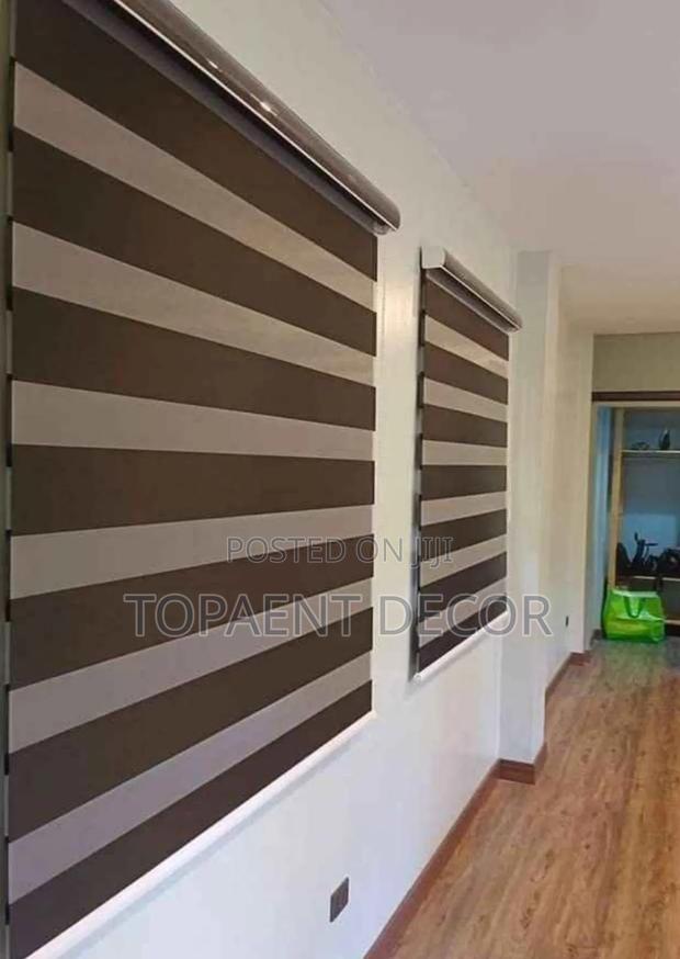 Light Your Way, Simple Stylish Horizontal Office Window Blinds - main view