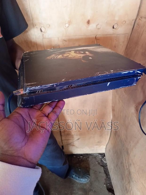 Playstation 4 - thumbnail 5