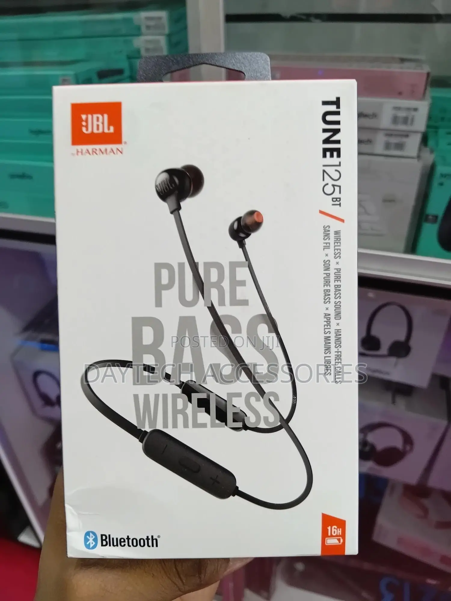JBL Tune 125bt Wireless Neckband Headphones.