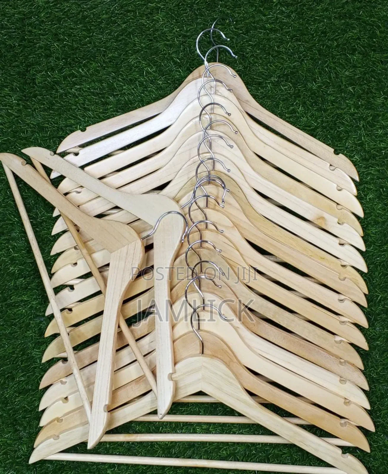 Wooden Clothes Hangers 10pcs Set Heavy Duty Wardrobe Hangers - Msa
