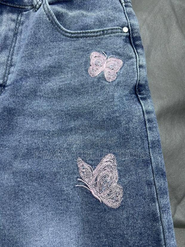 Embroidered Wide-Leg Jeans - thumbnail 4