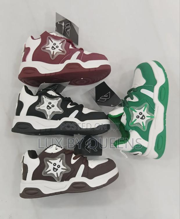 Lux By Queens - thumbnail 5