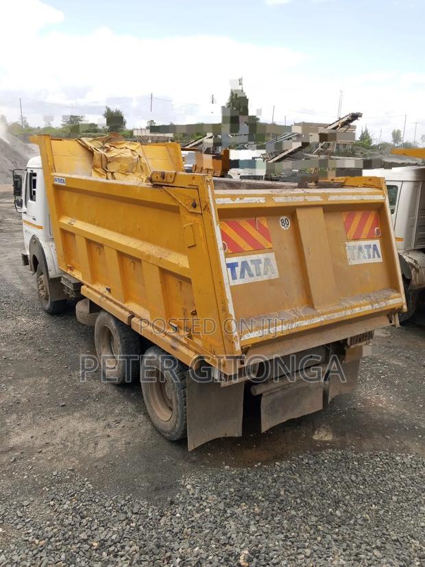 Tata Tipper - thumbnail 5