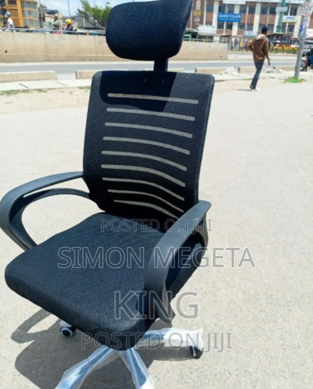 Office Use. Staffs Office Chair With Headrest