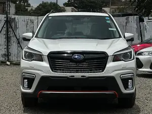 Subaru Forester 2019 White