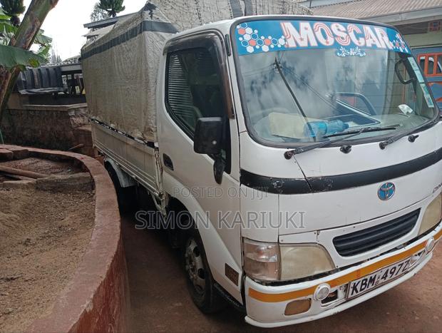 Toyota Dyna - thumbnail 3