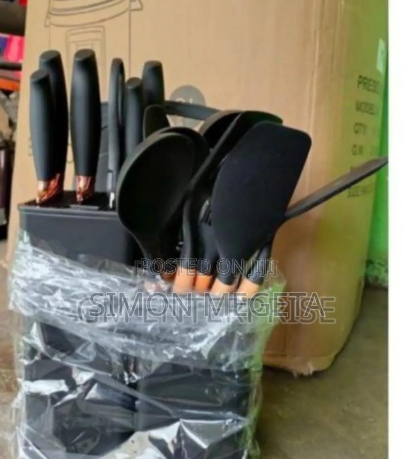 Complete Set Kitchenwares Set. 19pcs