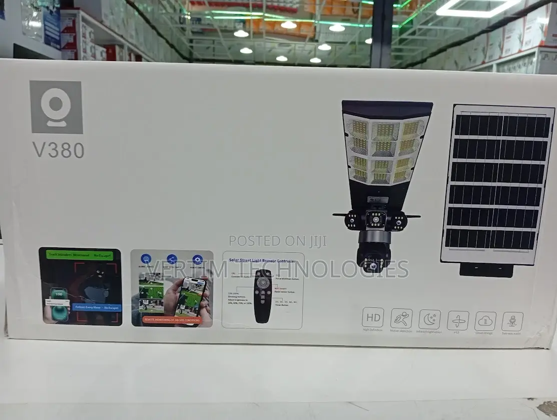Remote Viewing 4g PTZ Dual Lens Solar Camera Solar Street Light
