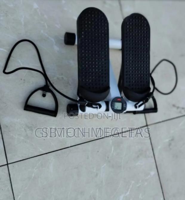 With Stripes New One Mini Stepper Machine - main view