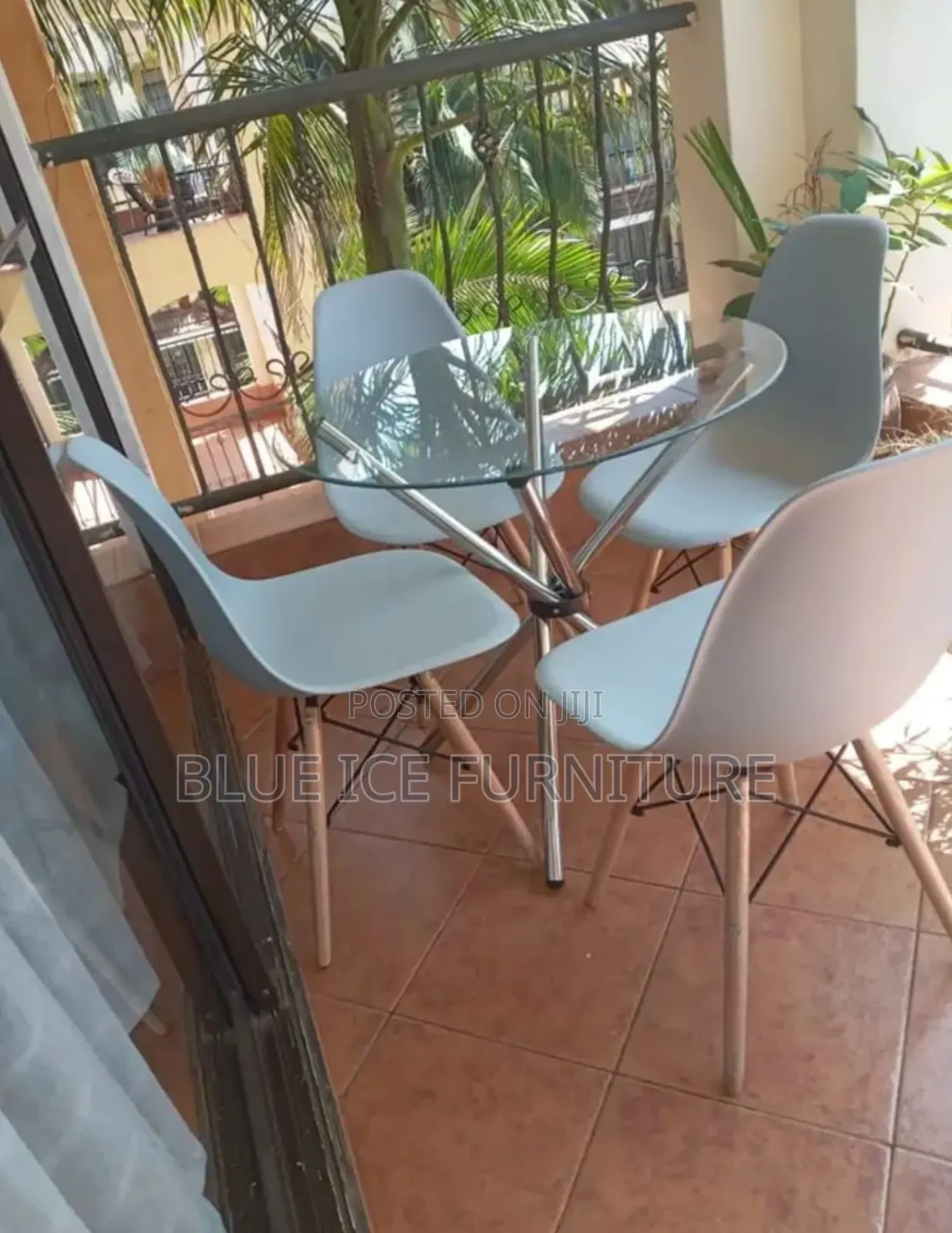 Best Quality Balcon Table With Chair