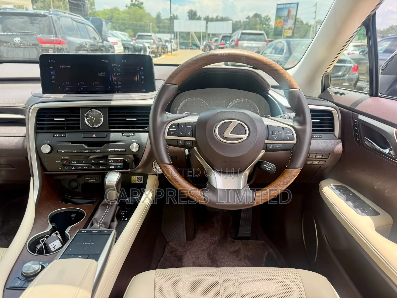 Lexus RX 300 4WD 2020
