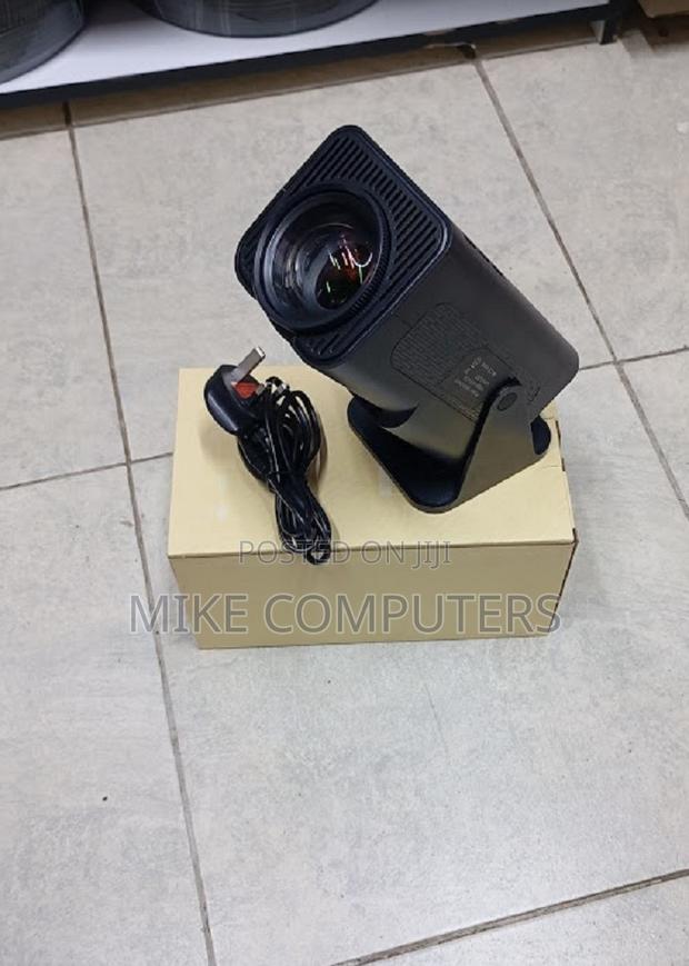 Portable Hy 320 Android Projector for Home - main view