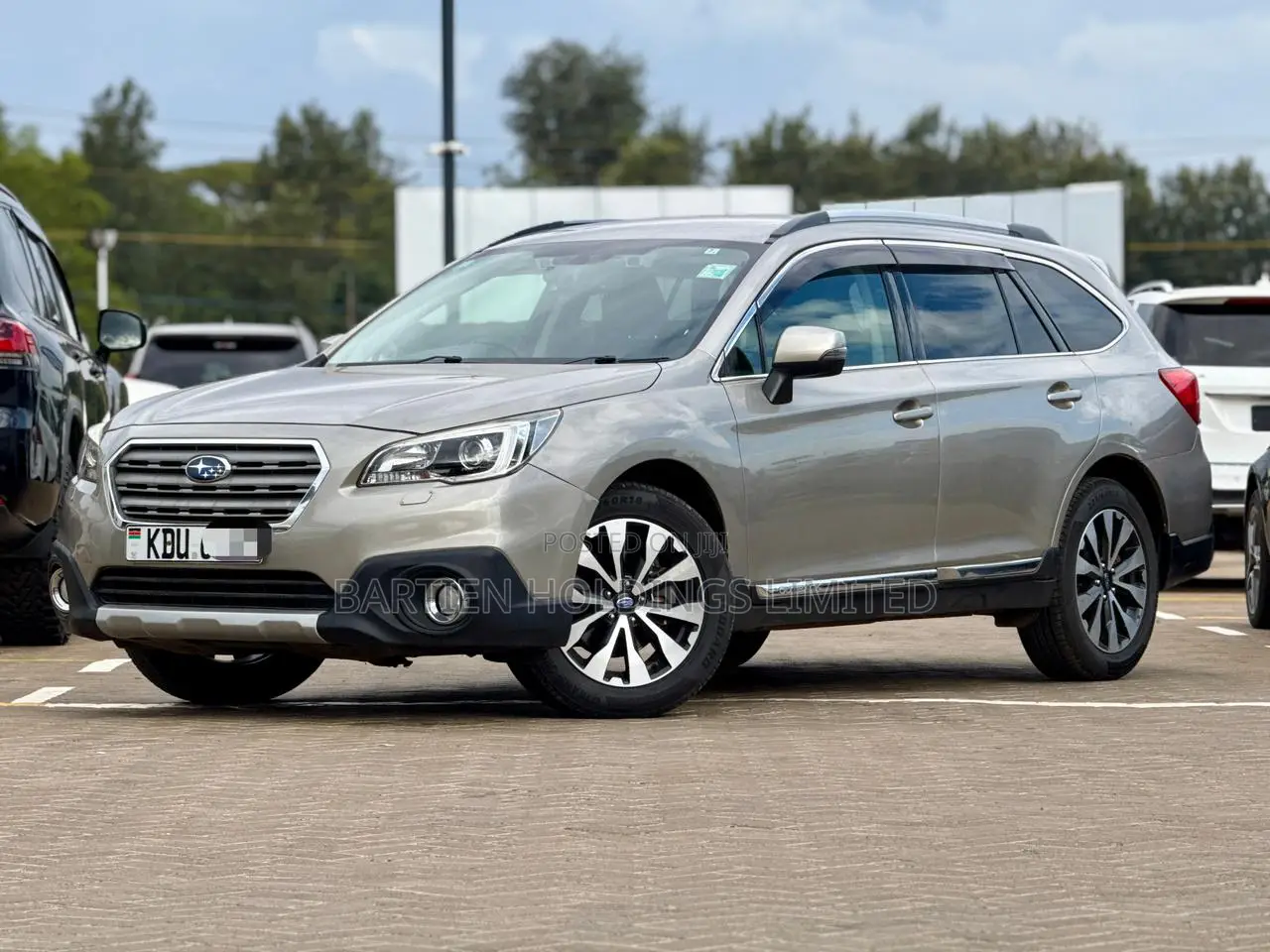 Subaru Outback 2.5i AWD 2016 Gold