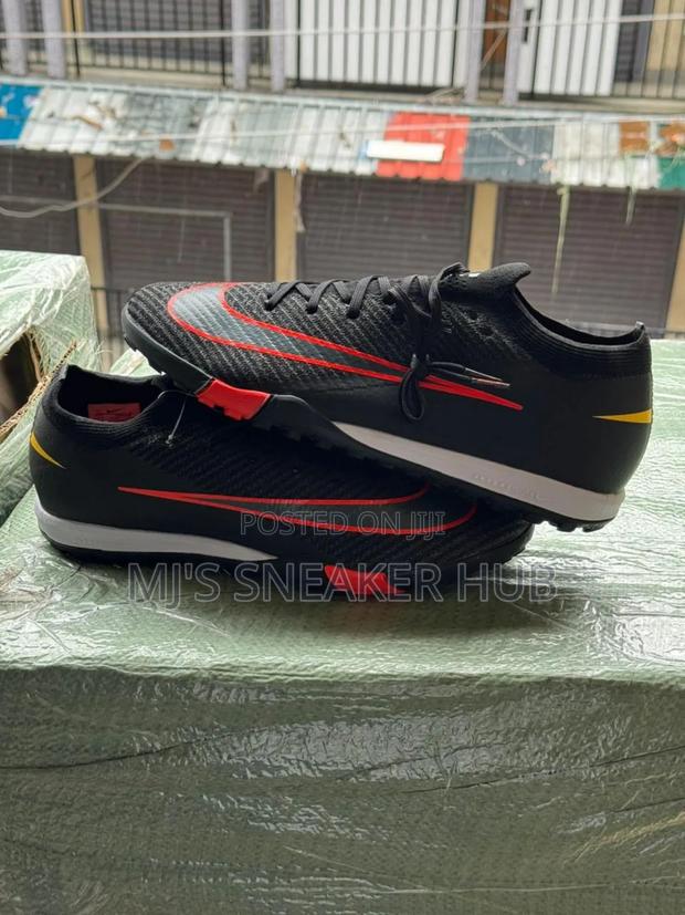 Quality Trainers Kicks - thumbnail 3