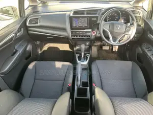 Honda Fit 2019 Silver