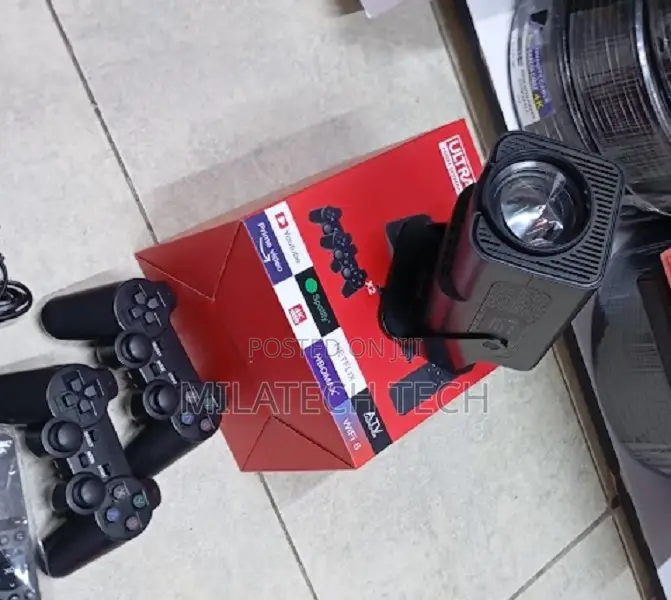 Hy 320 Projector With Gaming Console ;'Op