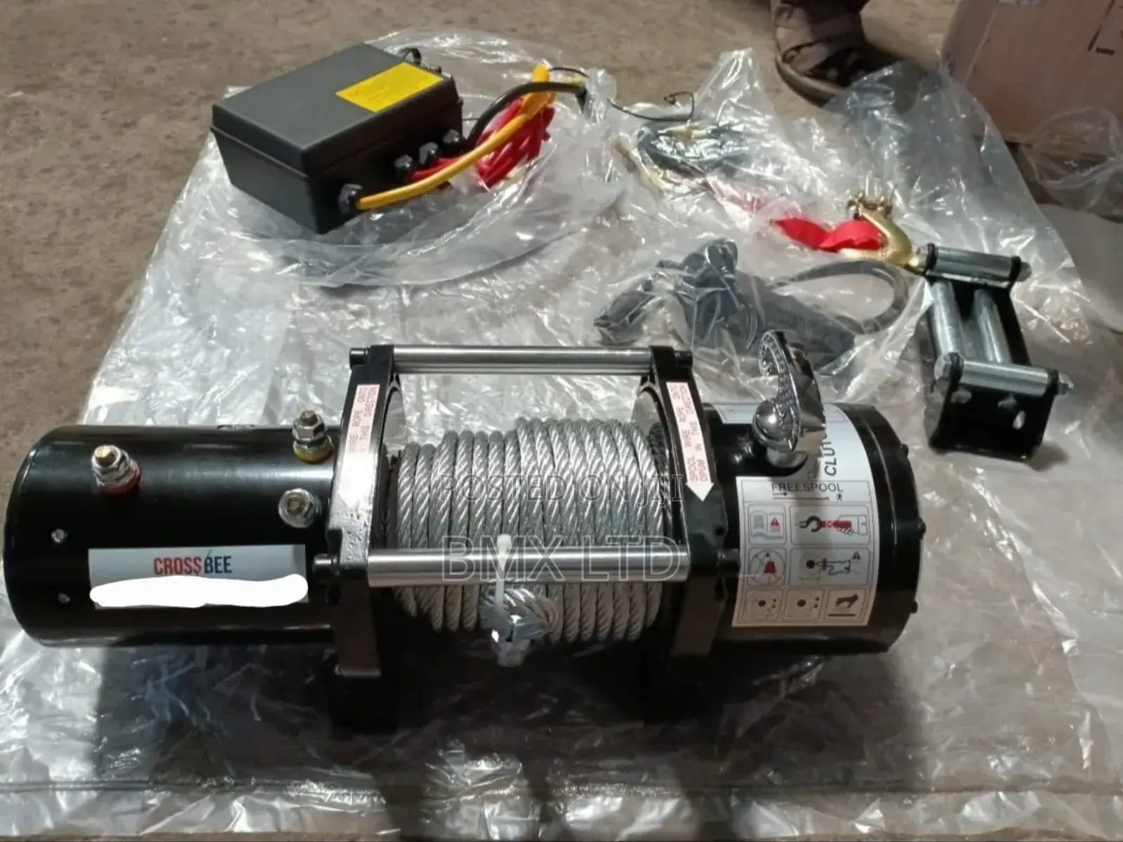 Off-Road 12v 12000lb Electric Winch With Roller Fairlead